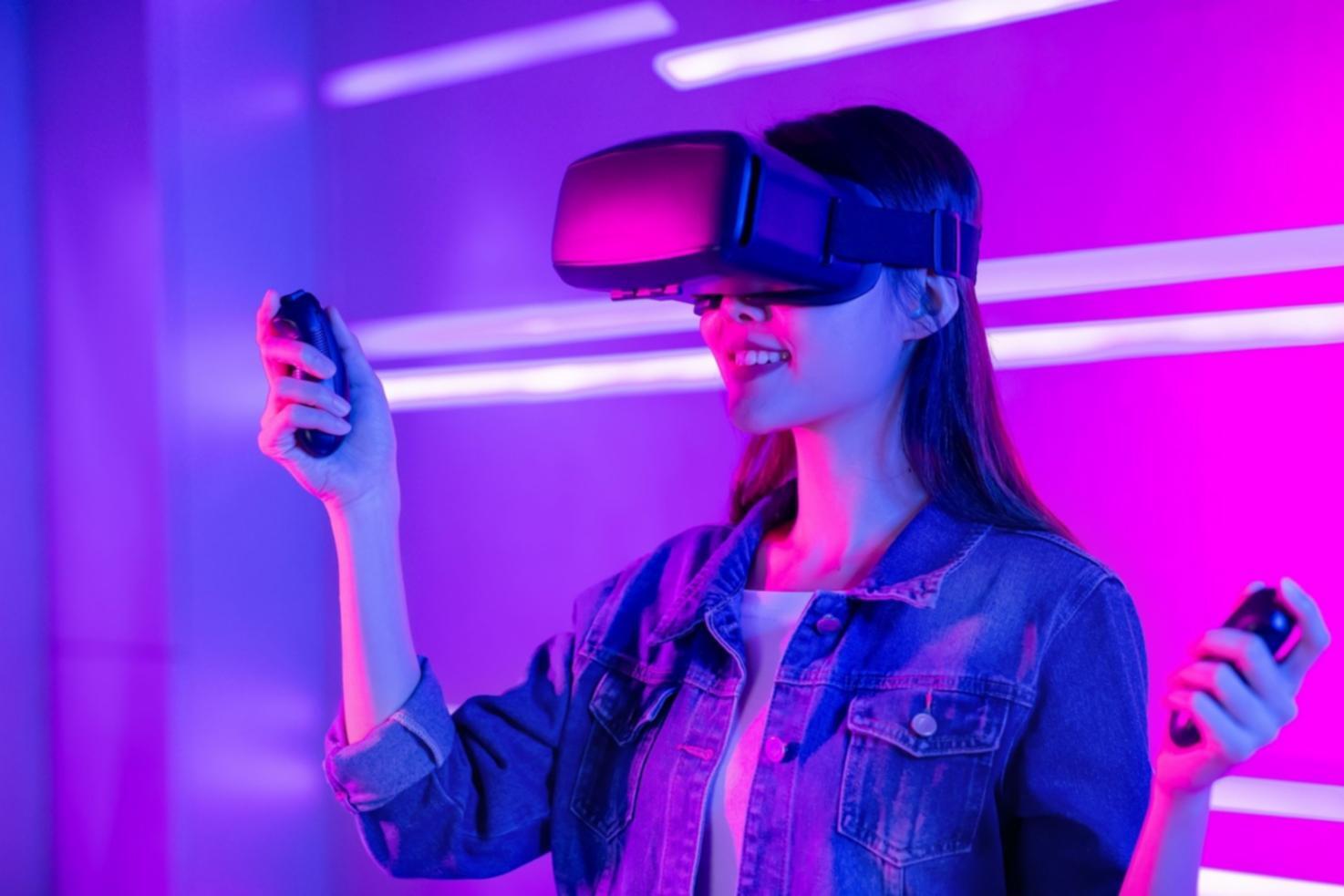 AR/VR teknolojileri ile gelişmiş dijital deneyimler
